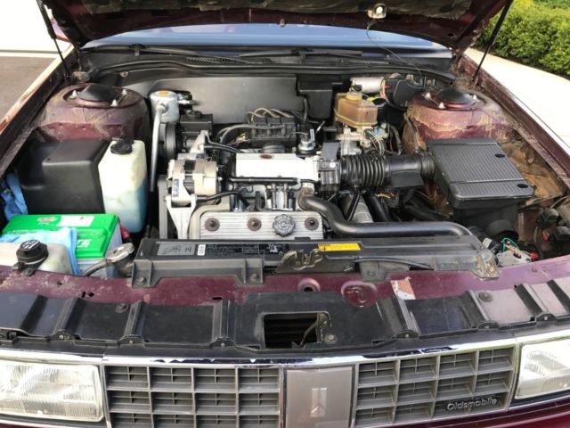 1987 Oldsmobile Ninety-Eight Touring Sedan - photo 12