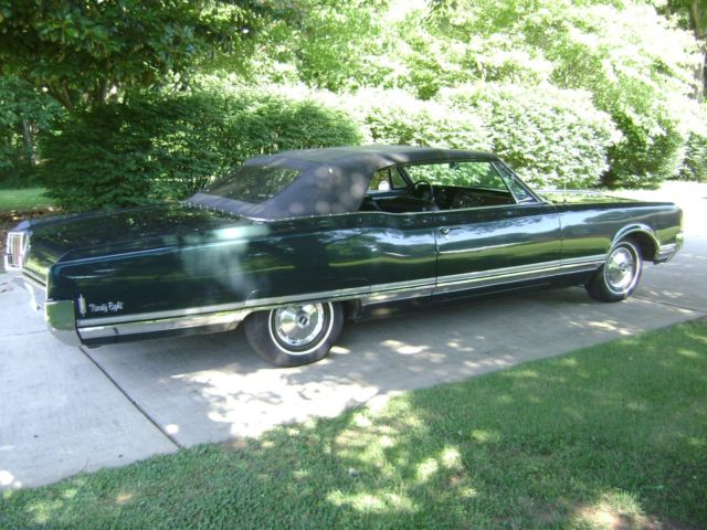 1965 Oldsmobile Ninety-Eight Convertible - photo 12