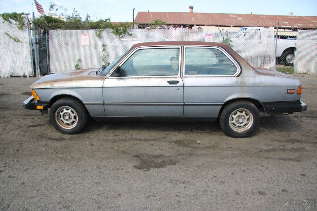 1981 BMW 3-Series 320i - photo 3