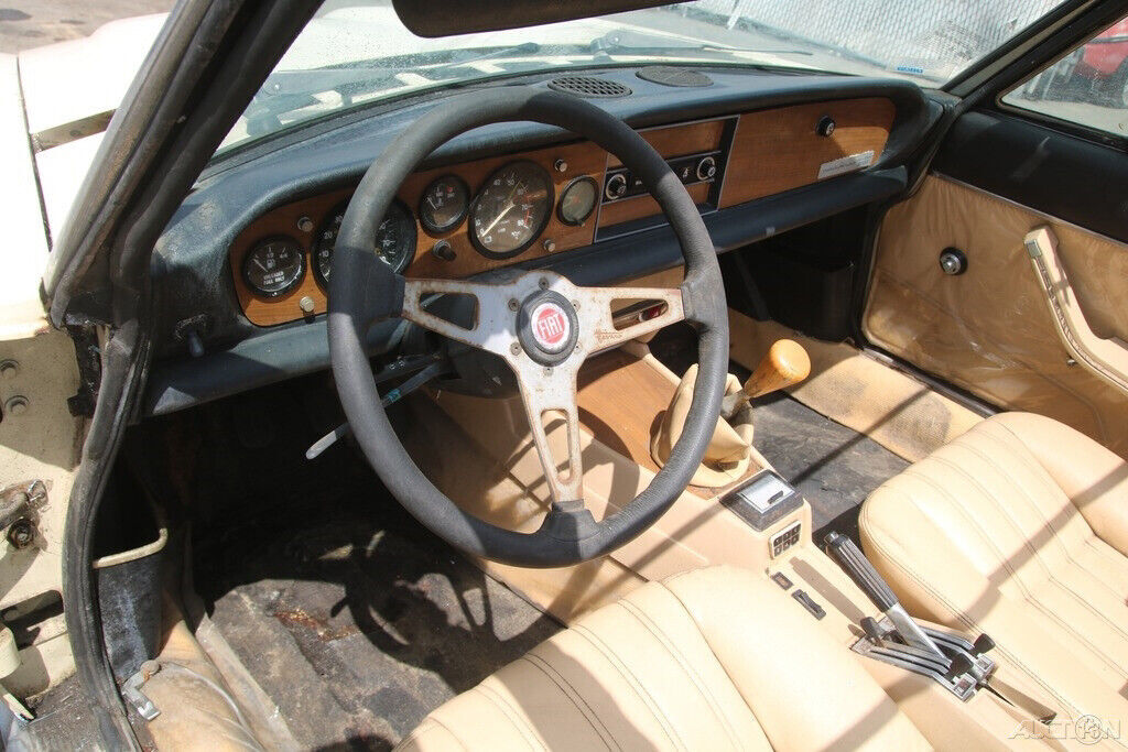 1981 Fiat 2000 Spider - photo 13