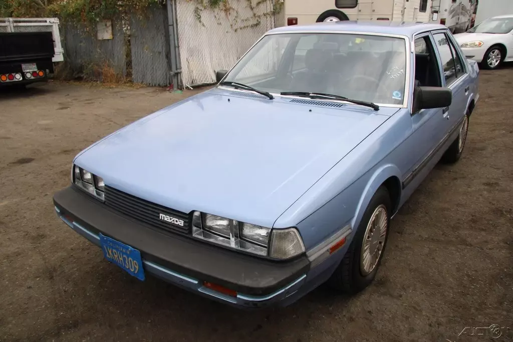 1984 Mazda 626 - photo 2