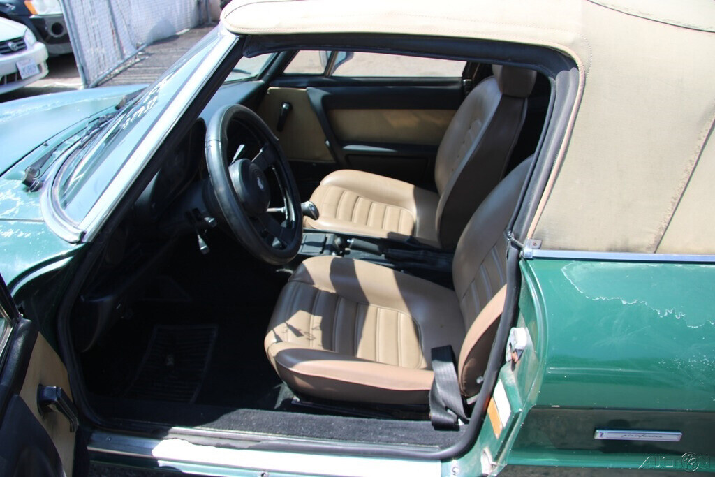 1986 Alfa Romeo Spider - photo 12