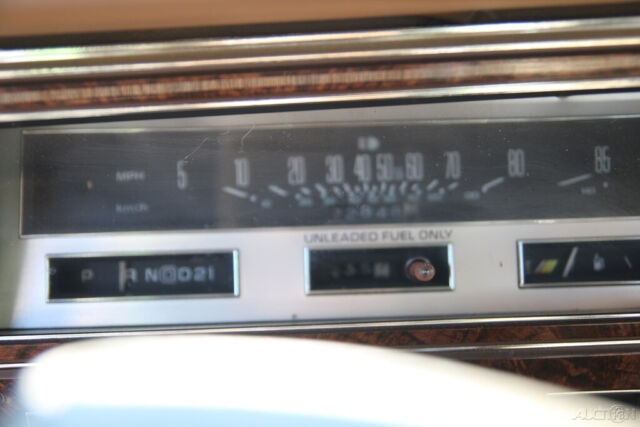 1986 Oldsmobile Custom Cruiser - photo 13