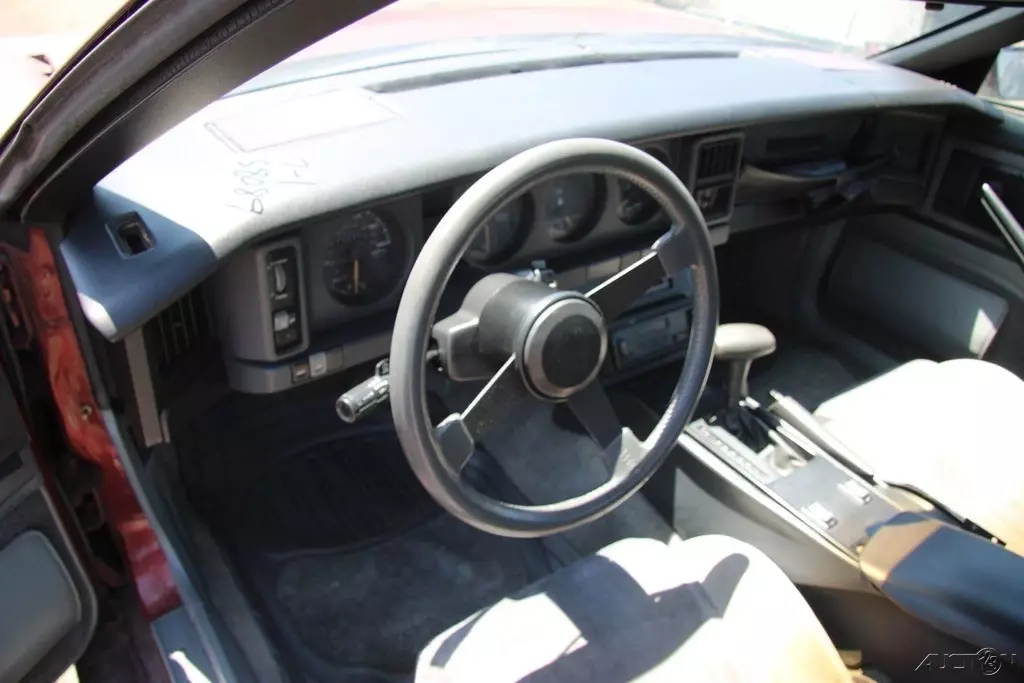 1986 Pontiac Firebird - photo 12
