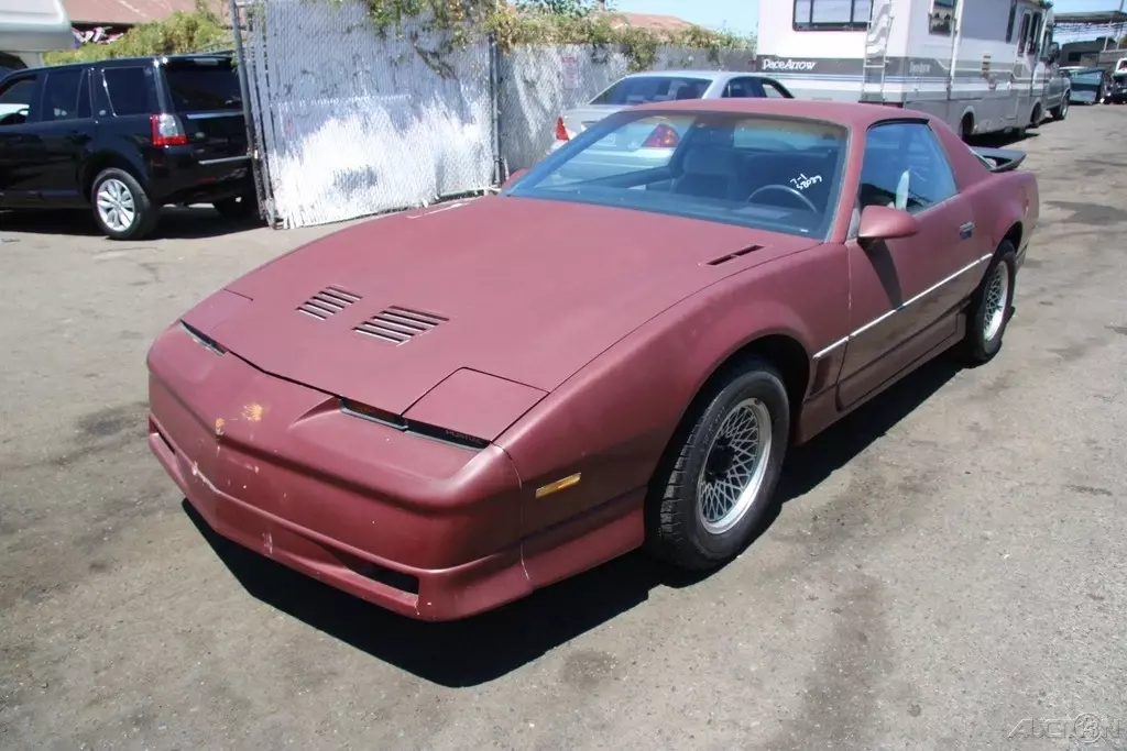 1986 Pontiac Firebird - photo 2