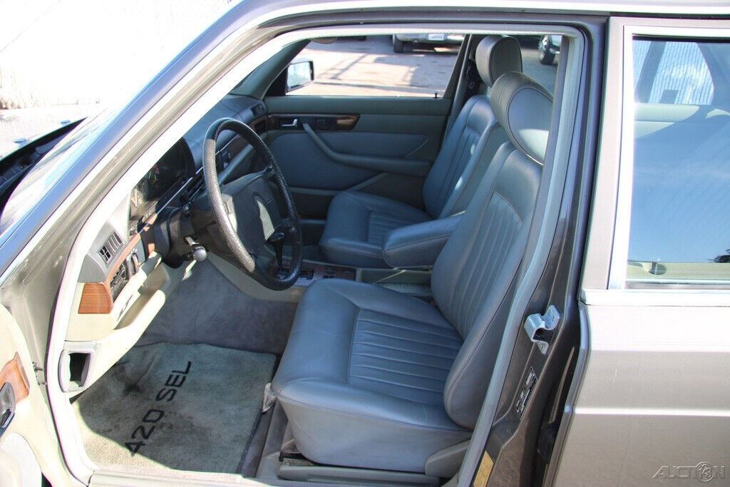 1987 Mercedes-Benz 400-Series 420 SEL - photo 12