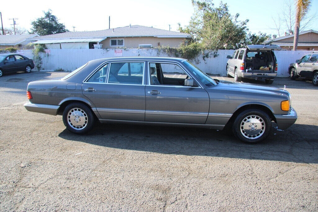 1987 Mercedes-Benz 400-Series 420 SEL - photo 7