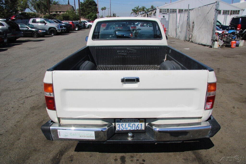 1989 Toyota Pickup - photo 5