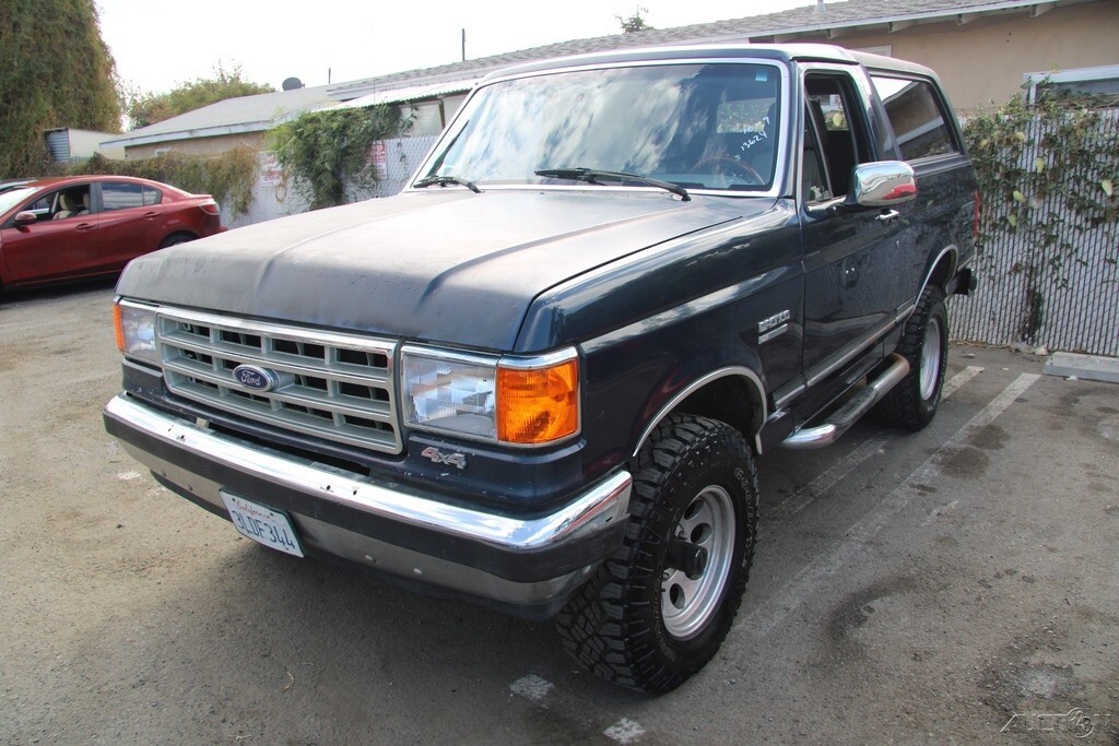 1990 Ford Bronco XLT - photo 2
