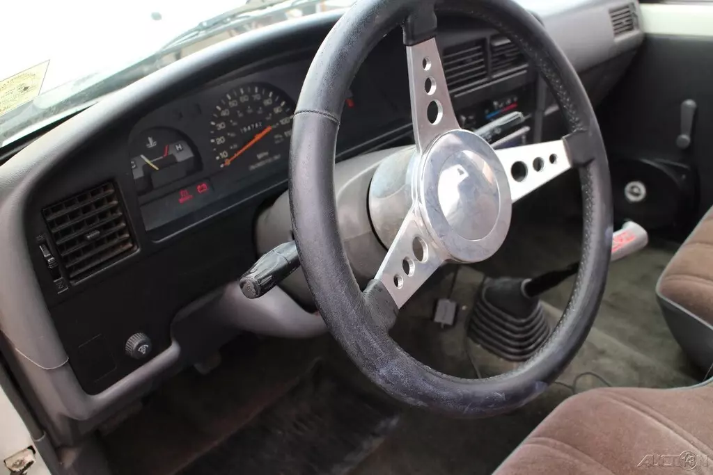 1992 Toyota Pickup - photo 12