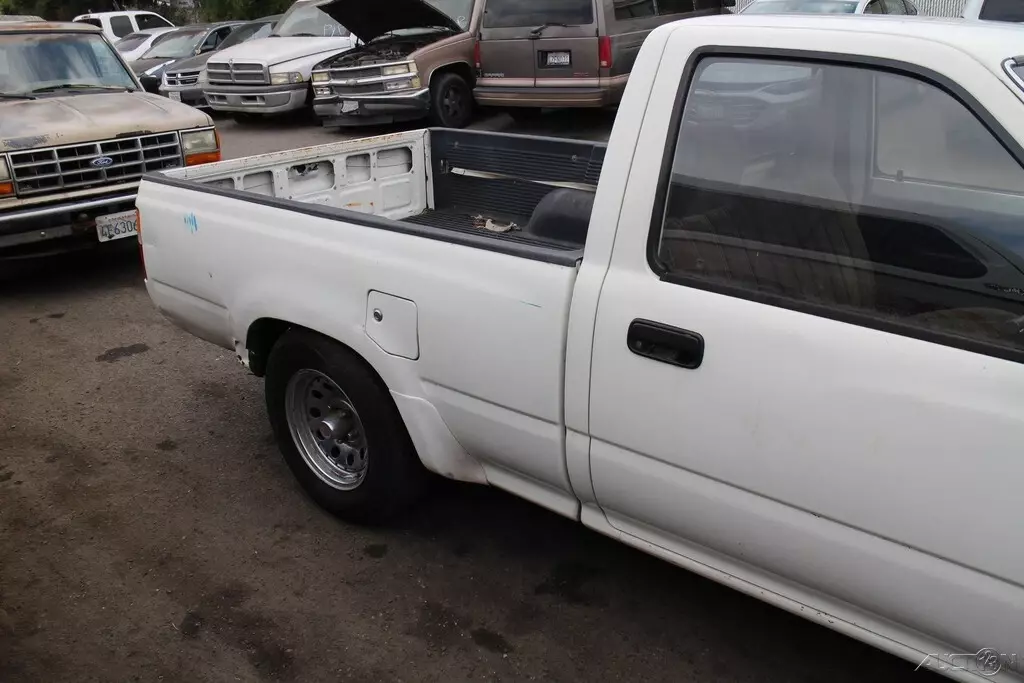 1992 Toyota Pickup - photo 6
