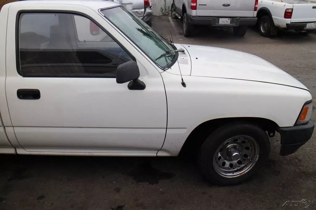1992 Toyota Pickup - photo 7