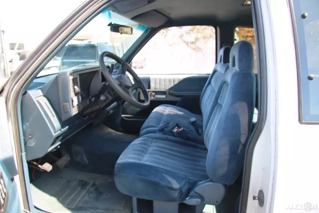 1993 Chevrolet C/K Pickup 1500 C1500 - photo 13