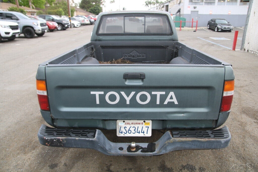 1993 Toyota Pickup - photo 5