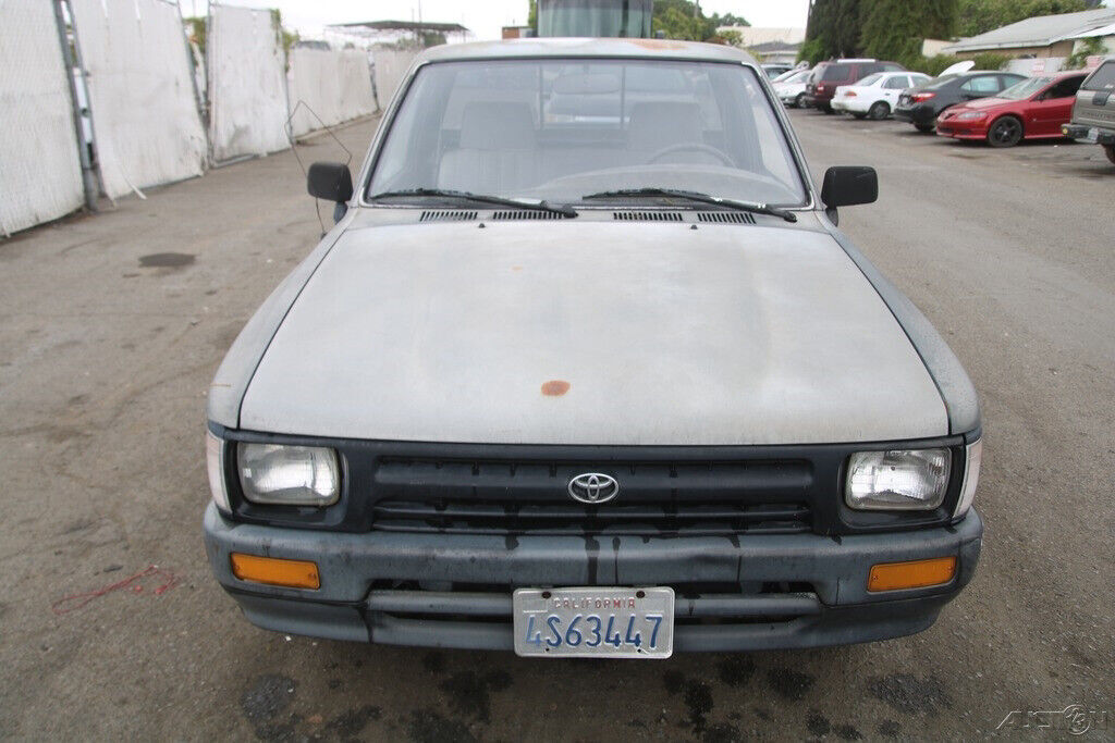 1993 Toyota Pickup - photo 9
