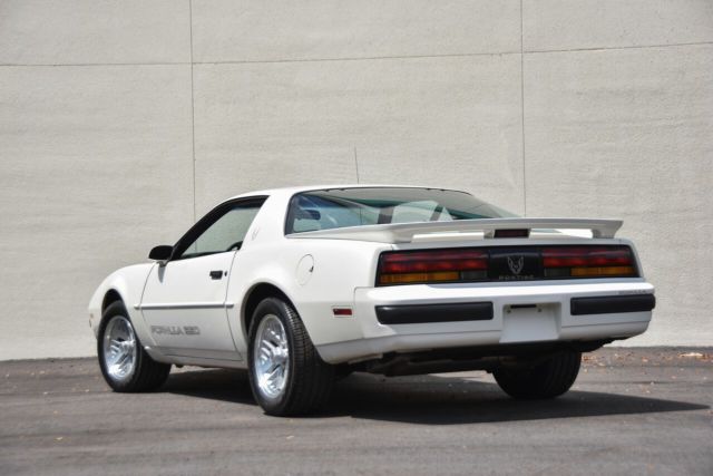 1990 Pontiac Firebird Formula 350 - photo 11