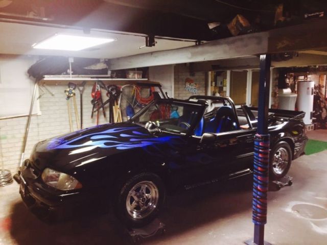1990 Ford Mustang Blue and black - photo 4