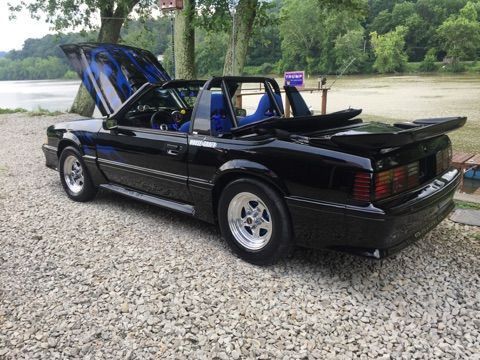 1990 Ford Mustang Blue and black - photo 9