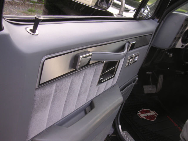 1988 Chevrolet Blazer SILVERADO - photo 11