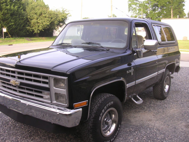 1988 Chevrolet Blazer SILVERADO - photo 2