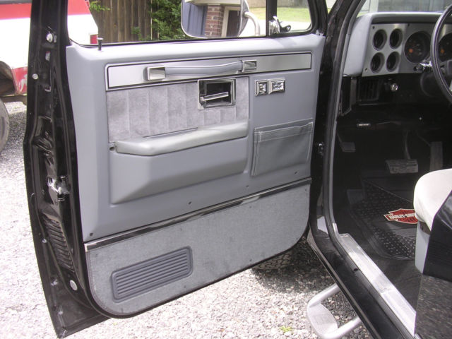 1988 Chevrolet Blazer SILVERADO - photo 9