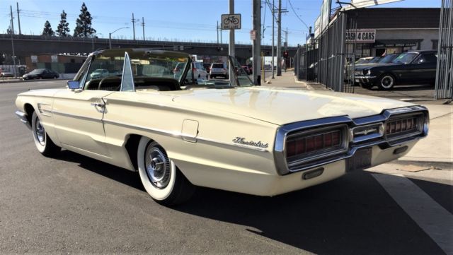 1965 Ford Thunderbird Convertible - photo 5
