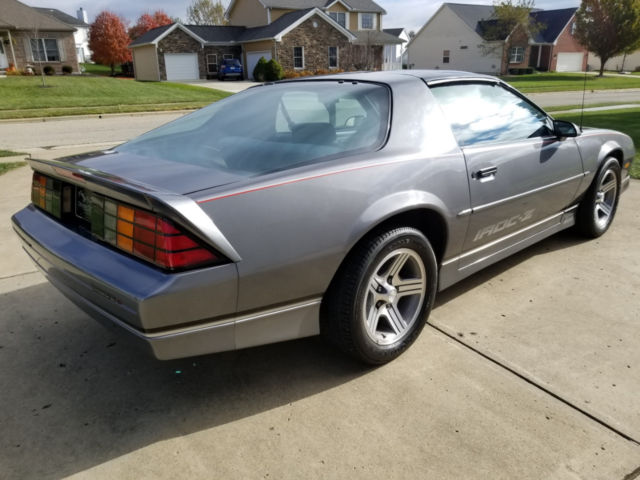 1988 Chevrolet Camaro 2dr Coupe IROC Z - photo 5
