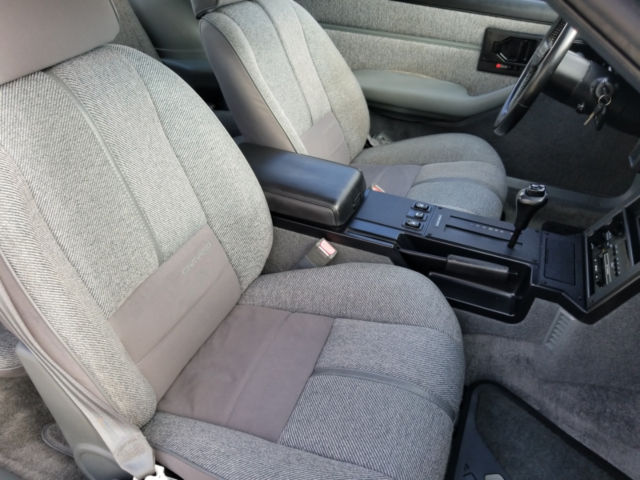 1988 Chevrolet Camaro 2dr Coupe IROC Z - photo 8