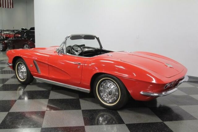 1962 Chevrolet Corvette Convertible - photo 10