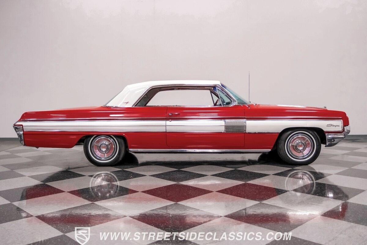 1962 Oldsmobile Starfire - photo 11