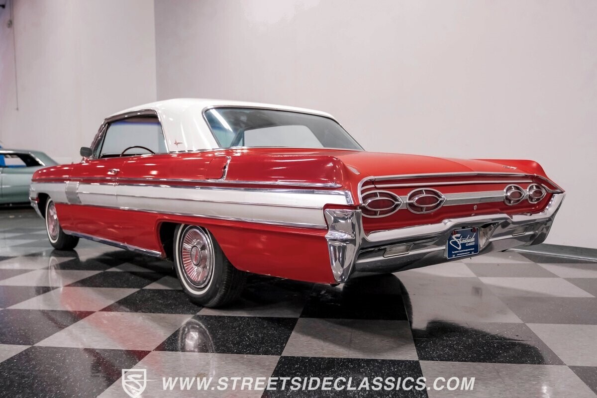 1962 Oldsmobile Starfire - photo 8