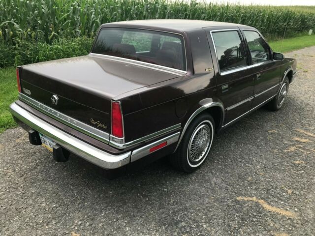 1988 Chrysler New Yorker - photo 5
