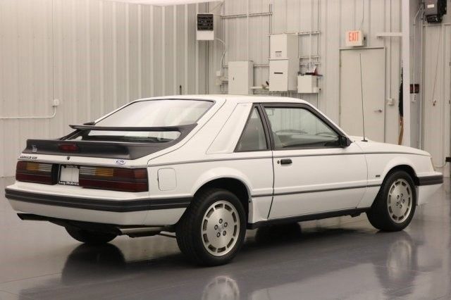 1986 Ford Mustang SVO 2.3 TURBOCHARGED 5 SPEED MANUAL 2 DOOR HATCHBACK MUSTANG - photo 3