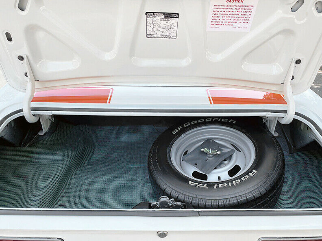 1969 Chevrolet Camaro SS/RS Indy 500 Pace Car Convertible - photo 11