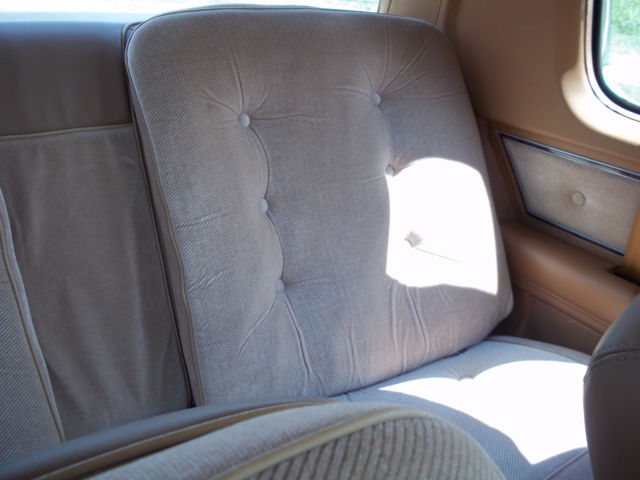 1979 Oldsmobile Cutlass Pillow top cloth 60/40 seating - photo 10