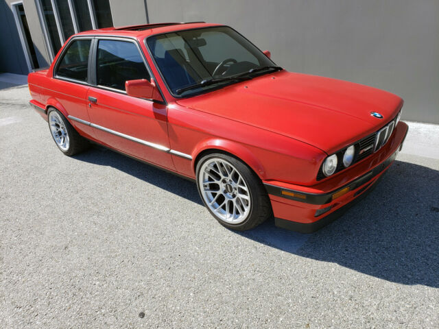 1991 BMW 3-Series 318is - photo 4