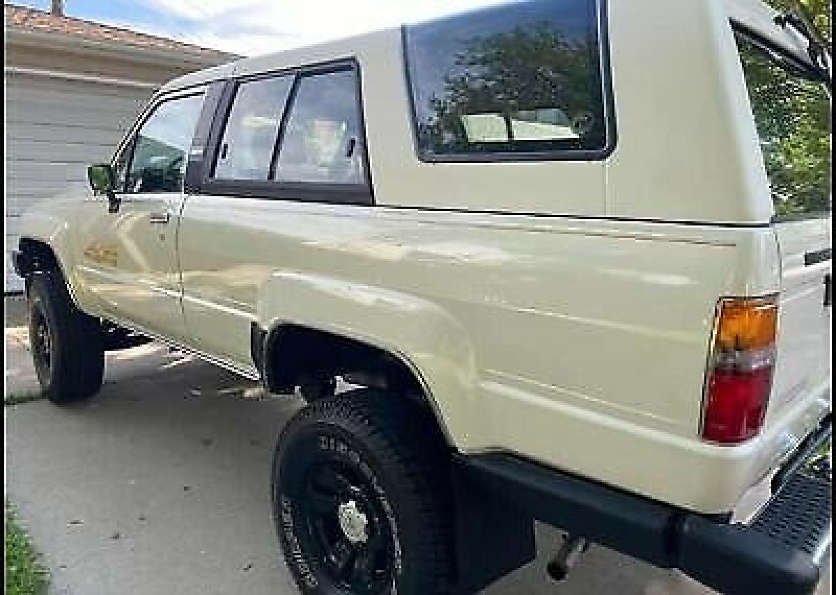 1986 Toyota 4Runner RN60 - photo 3