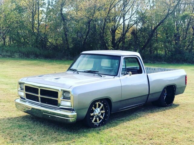 One of a kind!! dodge cummins!! 1991 Dodge Ram 2500 loaded