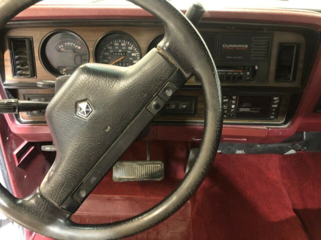 1991 Dodge Ram 2500 loaded - photo 10