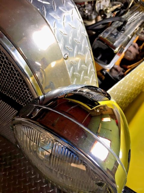 1930 Ford Model A Chrome, black and diamond plate, custom paint - photo 6