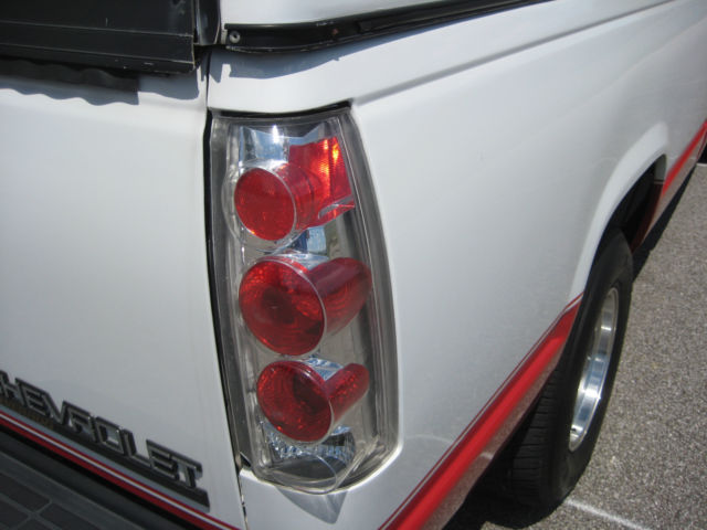 1990 Chevrolet C/K Pickup 1500 Silverado - photo 6