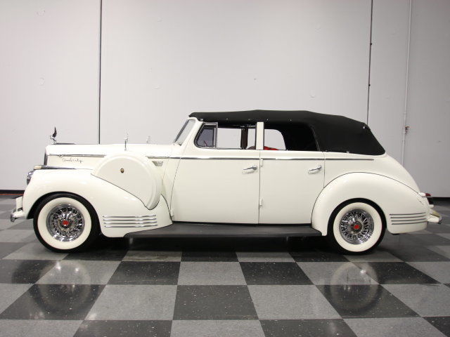 1941 Packard 160 Convertible - photo 2