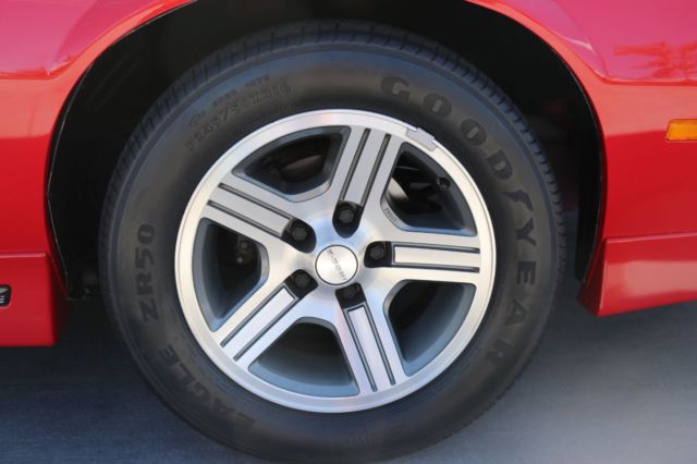 1989 Chevrolet Camaro IROC - photo 8