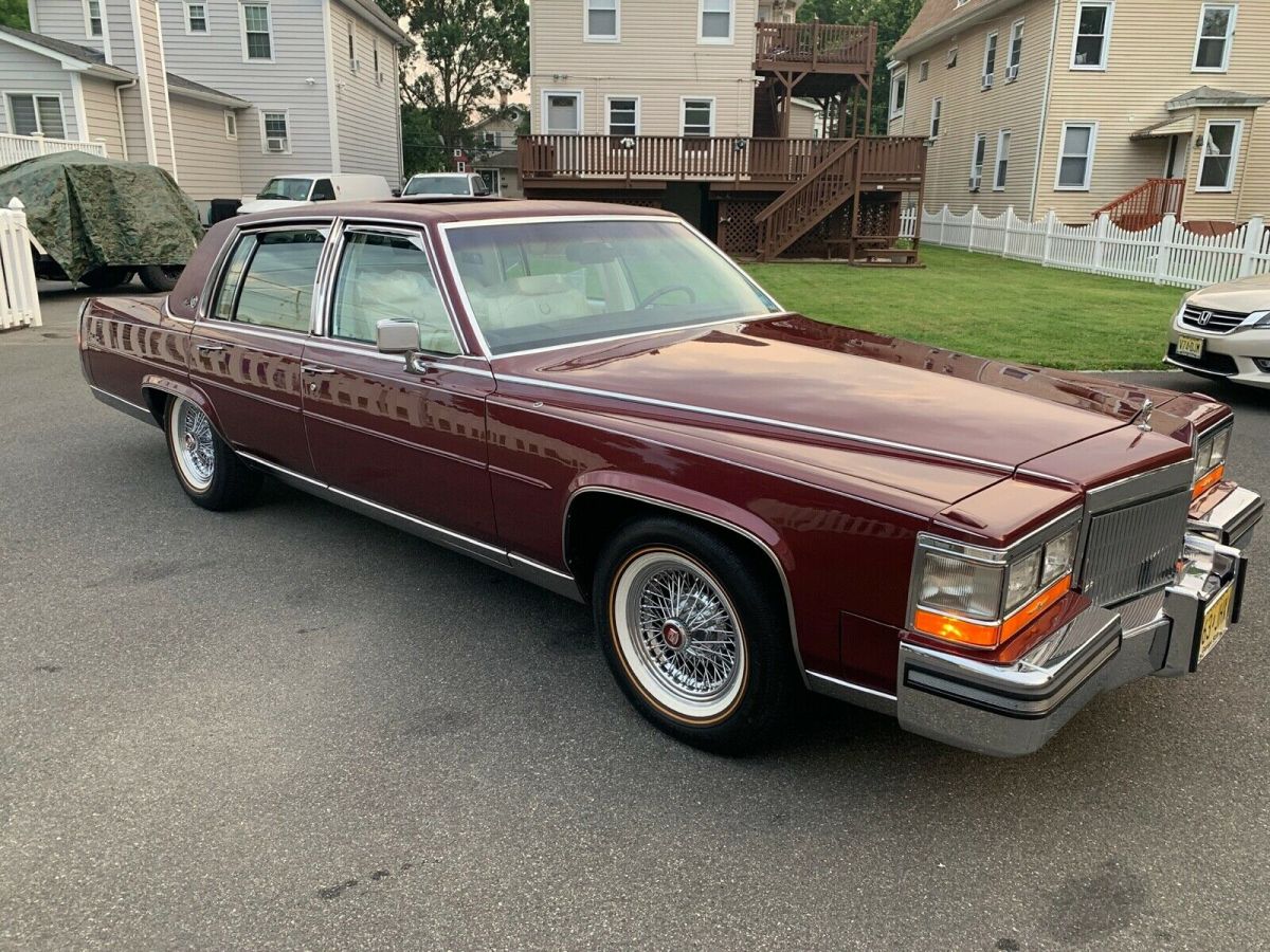 1986 Cadillac Fleetwood - photo 11