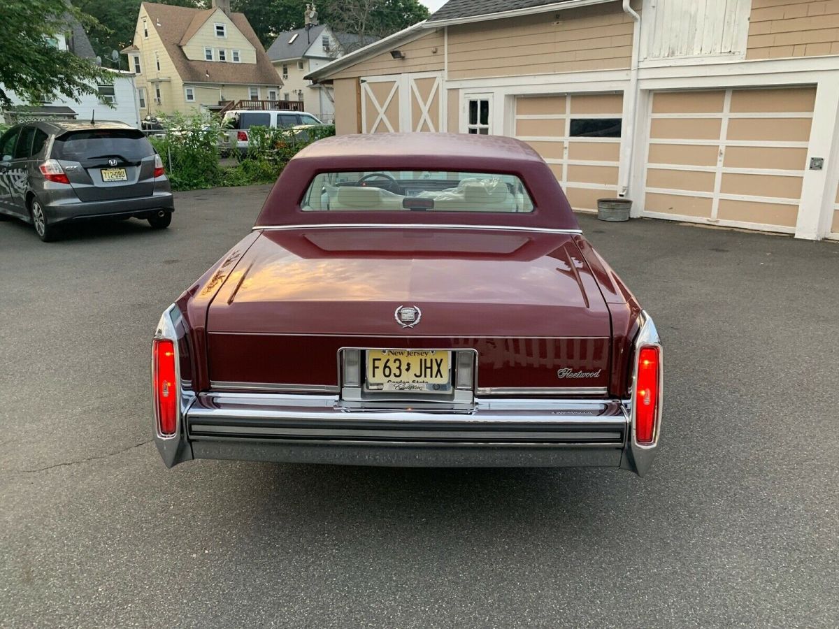1986 Cadillac Fleetwood - photo 13