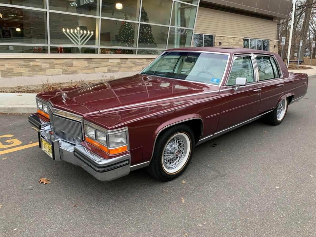 1986 Cadillac Fleetwood - photo 2