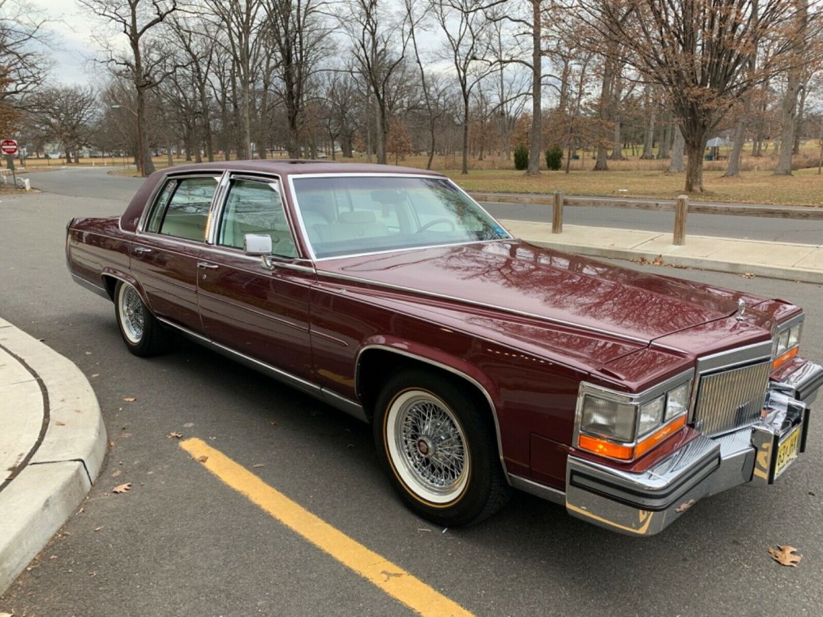 1986 Cadillac Fleetwood - photo 4