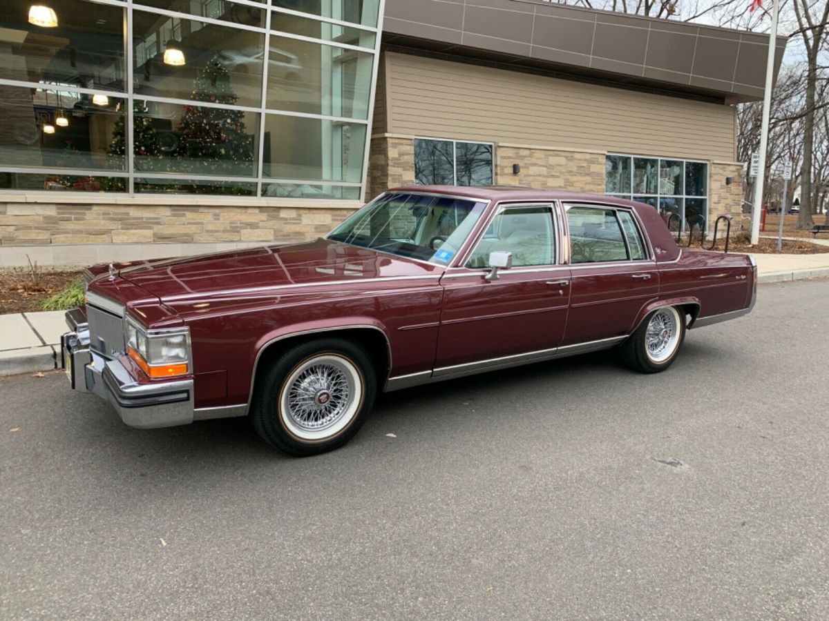1986 Cadillac Fleetwood - photo 5