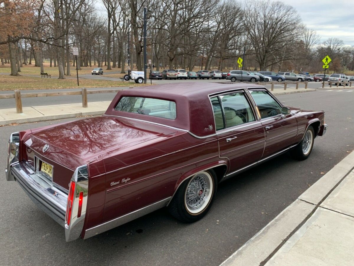 1986 Cadillac Fleetwood - photo 8