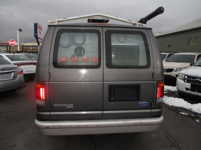 1992 Ford E-Series Van E250 - photo 3